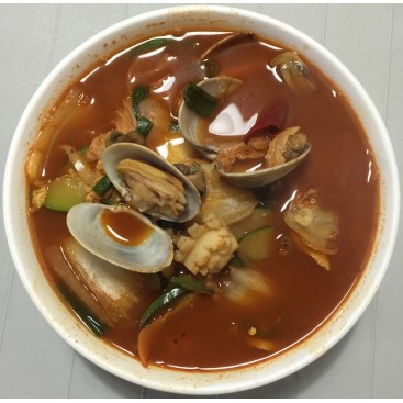 36. Chow Ma Spicy Seafood Noodle Soup