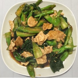 27. Chicken With Chinese Broccoli